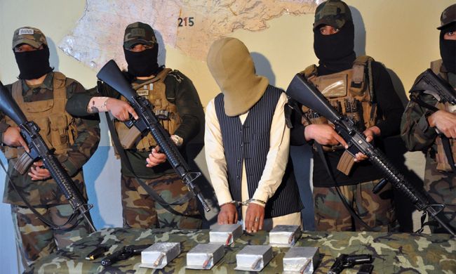 An attacker with six magnetic IEDs arrested in Kabul
