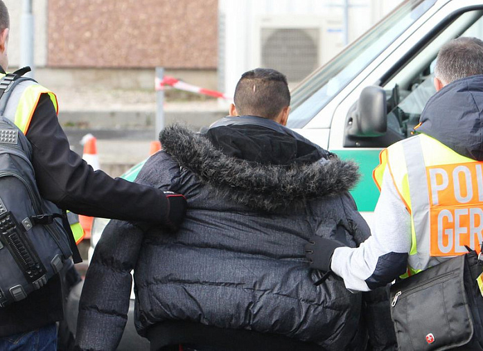 The German government will simplify deportation for approving terror
