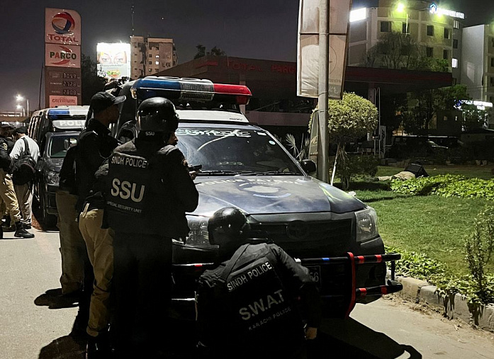 Five terrorists killed when clearing police station in Pakistan