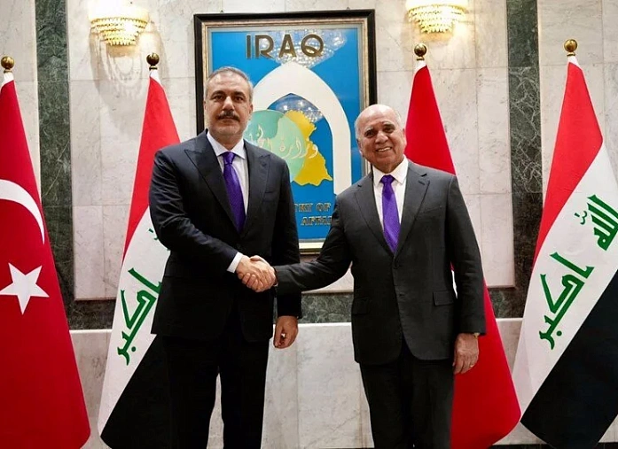Turkish Foreign Minister calls on Baghdad to jointly confront ISIS and Kurdish forces