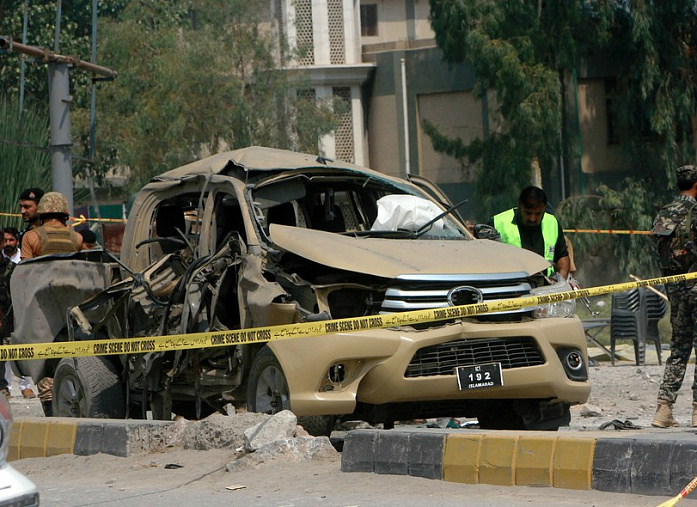 11 people suffered from explosion in northwest Pakistan