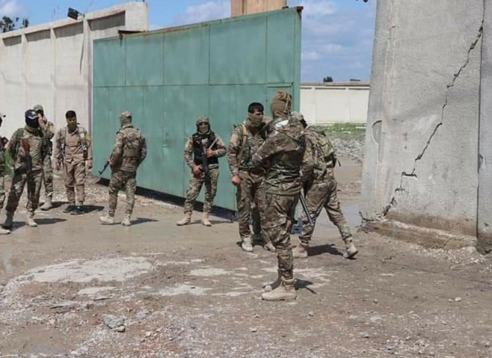 Syrian Kurds step up security at IS prison
