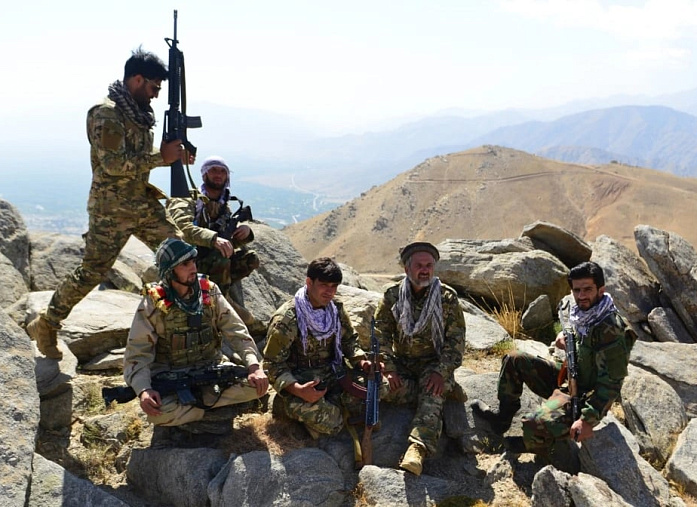 Afghan resistance members attacked the Taliban in the northeast of the country