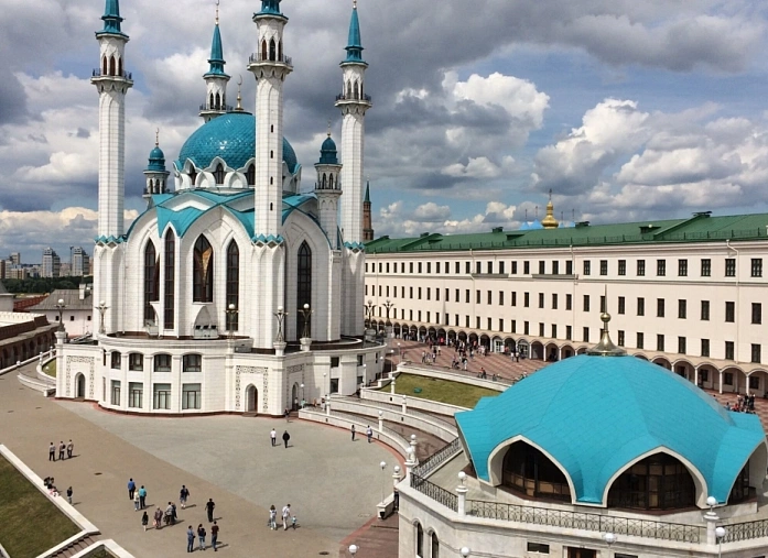 The Chairman of the NAC urged not to confuse believers and radicals